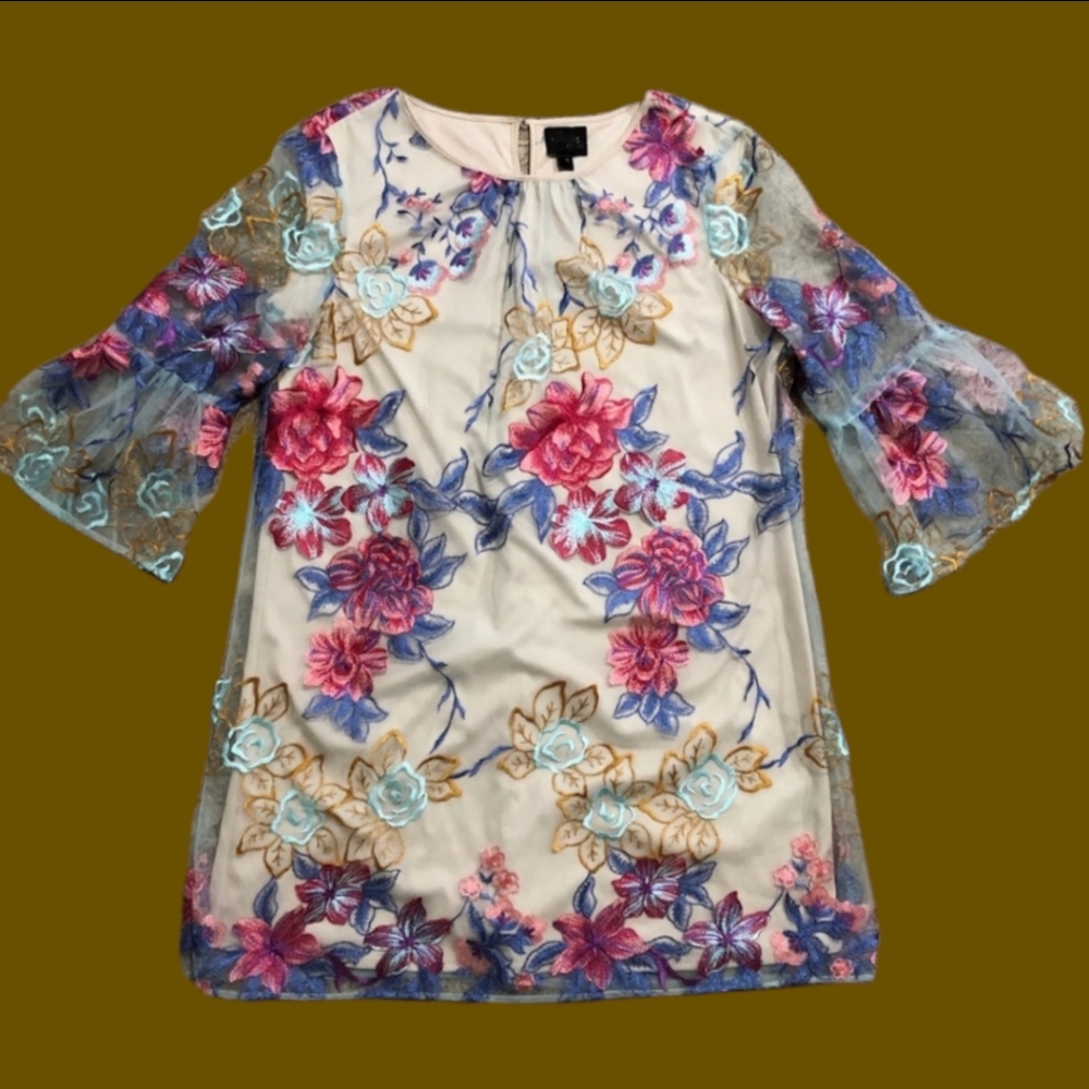 Beige by eci floral embroidered mesh dress size 12